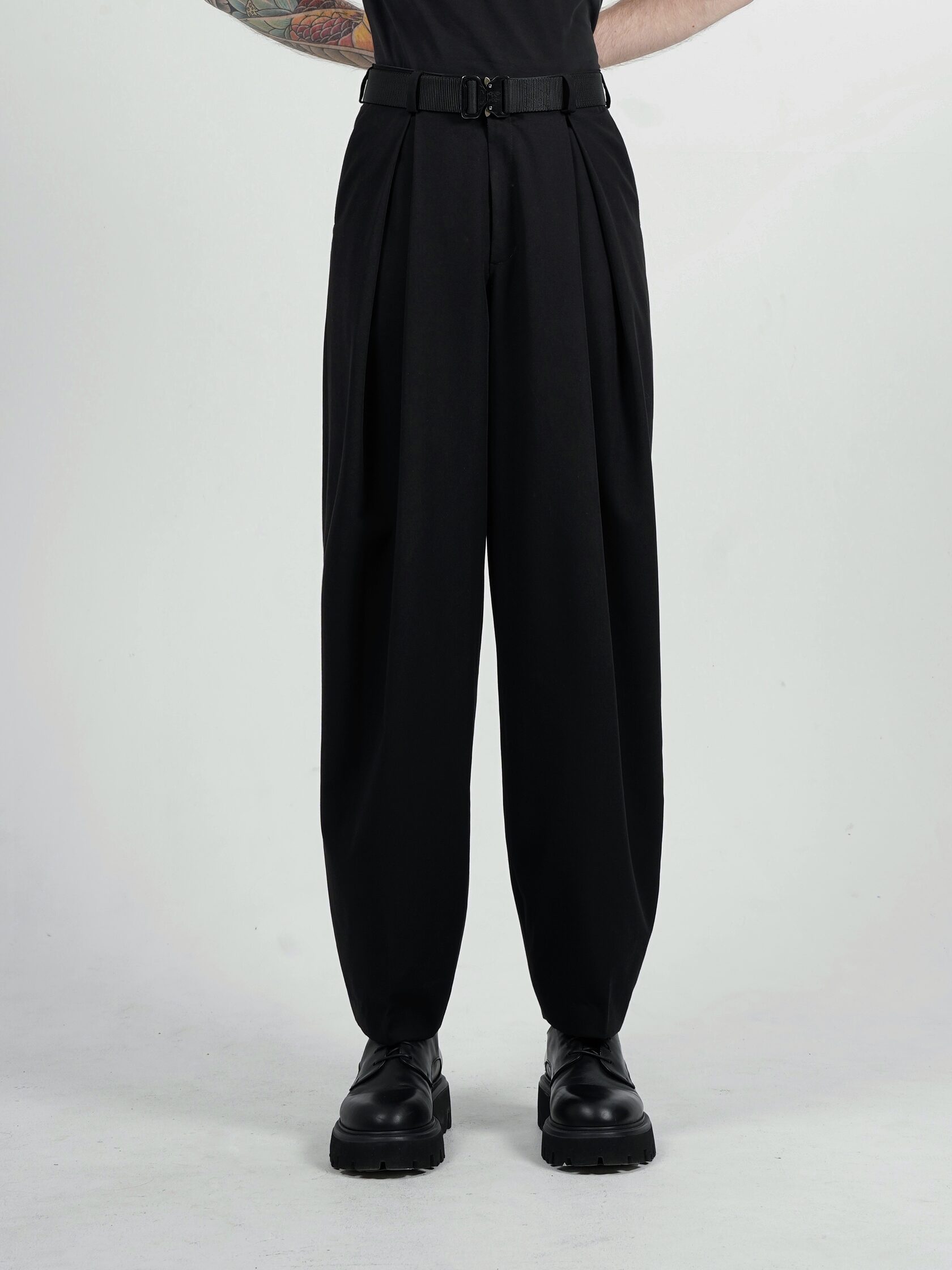 Wide Pleated Casual Style Trousers