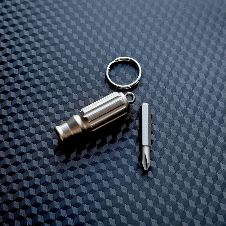 Titanium Mini Screwdriver Pocket Tool, EDC Titanium, Multi tool, Pocket Gear, Keychain, Fidget