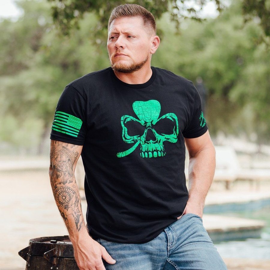 Clover Skull T-Shirt - Black