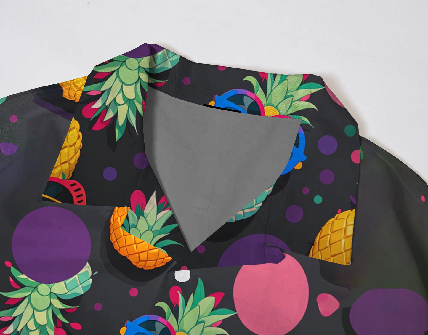 Men's Hawaii Childlike Abstract Pineapple Print Short Sleeve Shirt